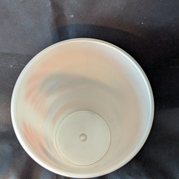 Large 30 oz. Florida Gators Cup 7 1/2" Tall Displayed on Bookcase Gator Chomp! - Picture 7 of 12